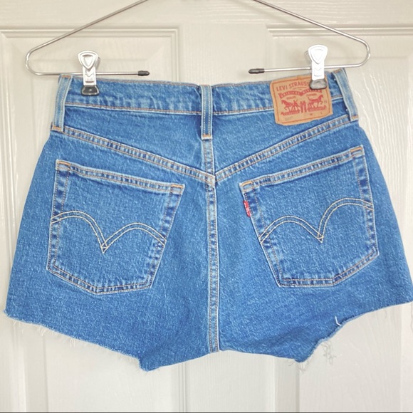 Levi’s 501 Original Women’s Shorts - Picture 1 of 2